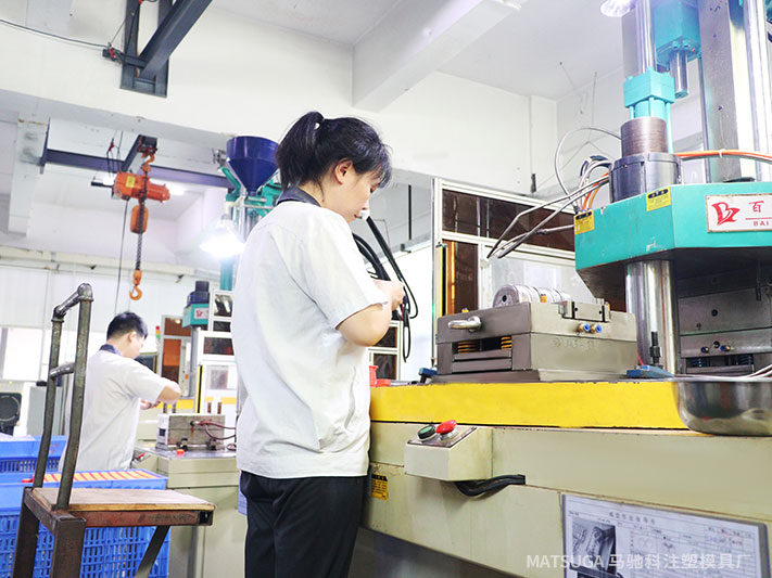 TPE软胶包胶模具厚度该怎样设计