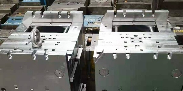 注塑模具加工厂斜顶设计—解决装配不良问题